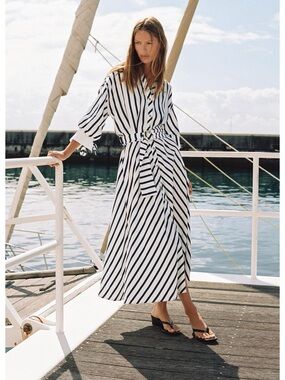 navy and white Zara Belted Striped Midi Dress featuring a lapel collar